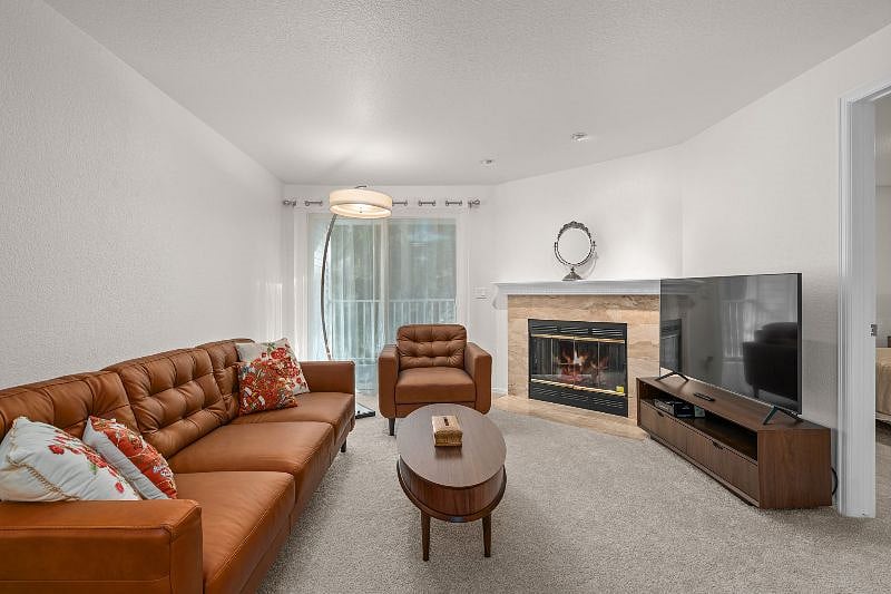 Furnished Finder property 615994_1 photo 12