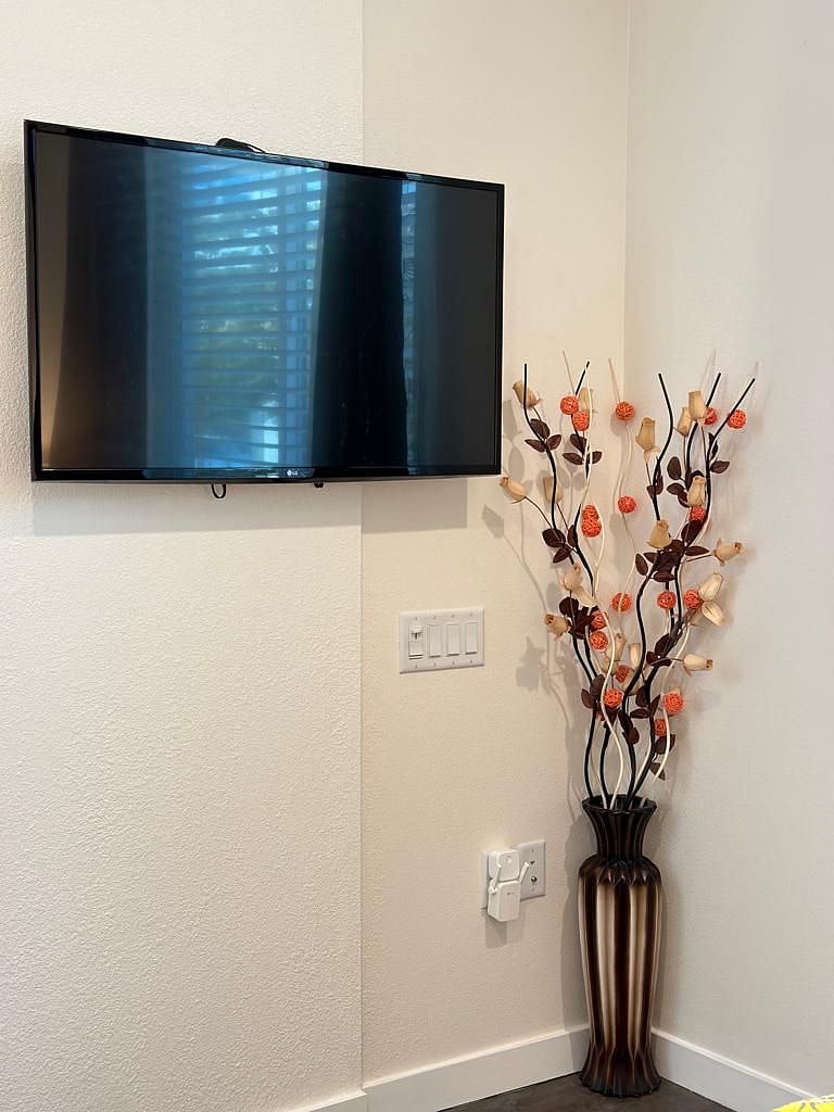 Furnished Finder property 616032_1 photo 2