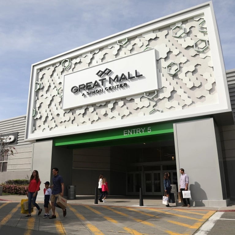 7-10 minutes walk to Greatmall