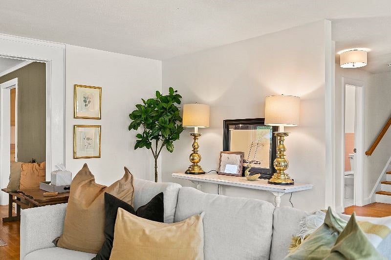 Living room.