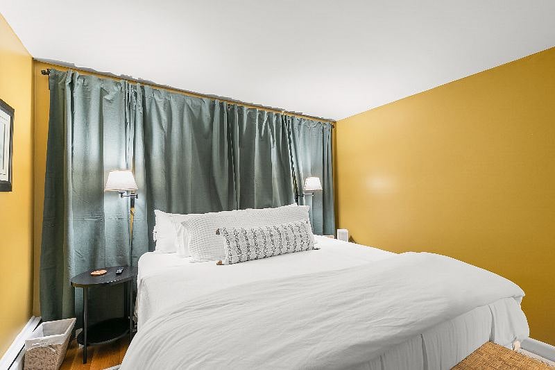 Upstairs King Bedroom 2.