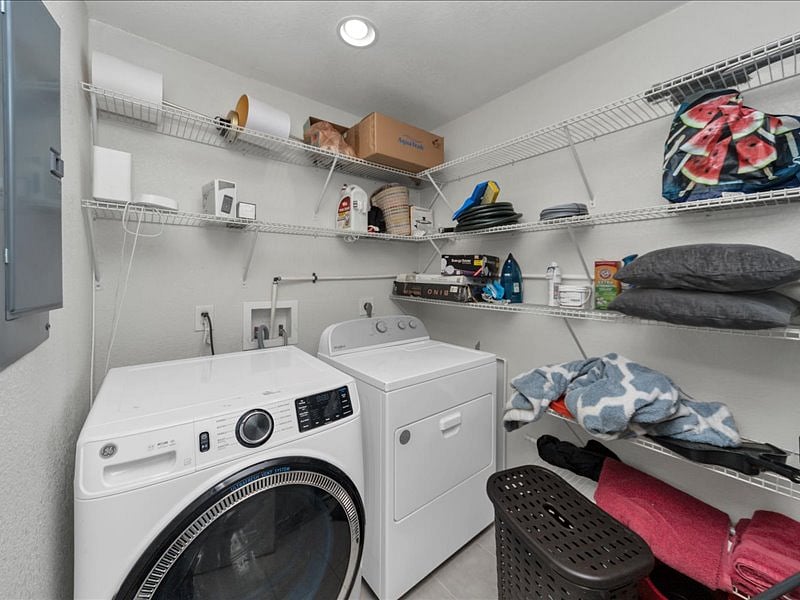 Furnished Finder property 616132_2 photo 11