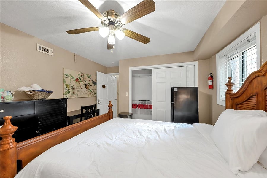 Furnished Finder property 616132_3 photo 32