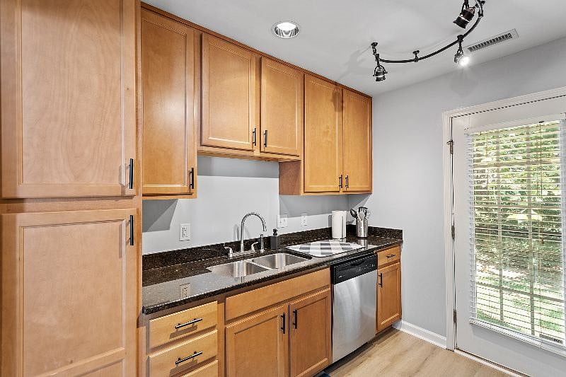 Furnished Finder property 616224_1 photo 5