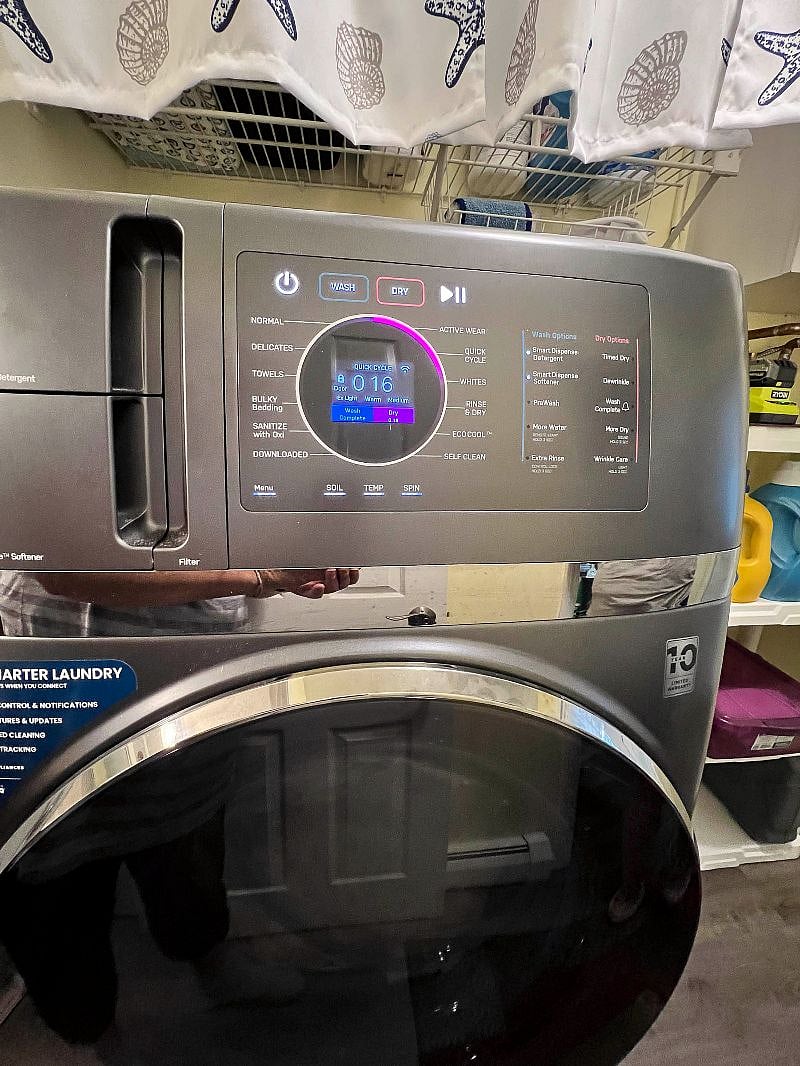 Smart washer/dryer combo unit