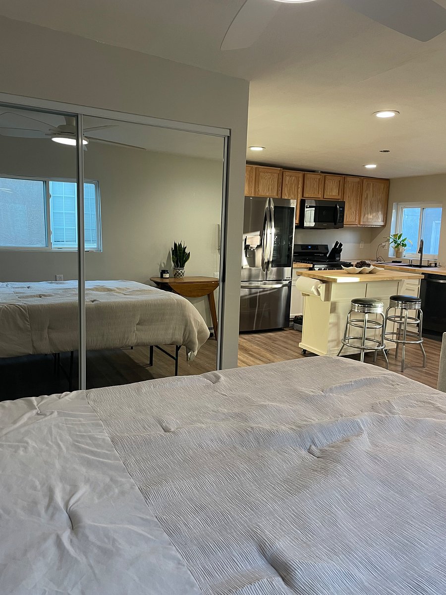 Furnished Finder property 616263_1 photo 4