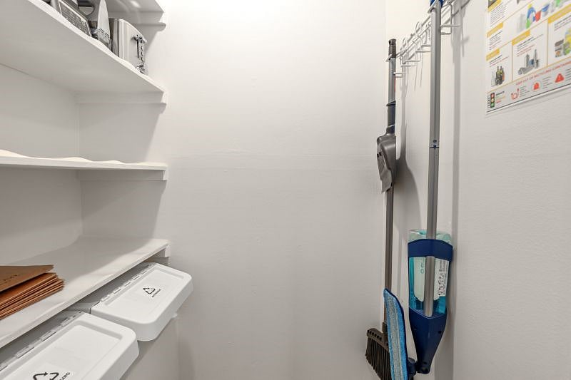 Walk In Pantry