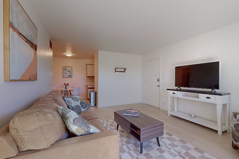 Furnished Finder property 616441_1 photo 3