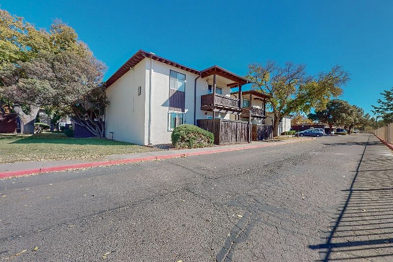 Furnished Finder property 616441_1 photo 17