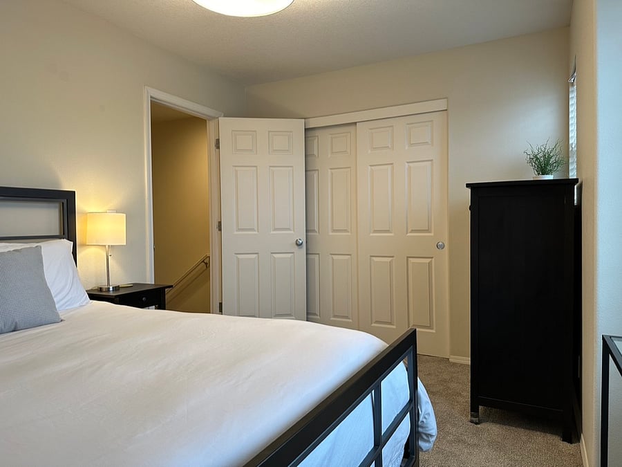 Large closet in second bedroom