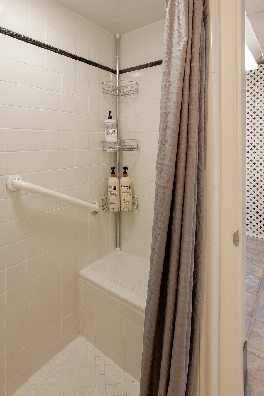 Furnished Finder property 616575_1 photo 16