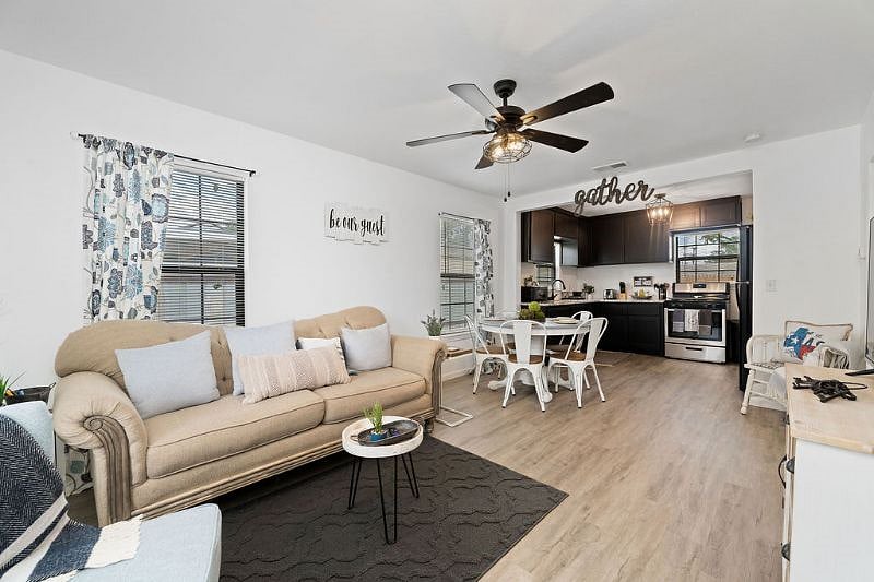 Furnished Finder property 616584_1 photo 11