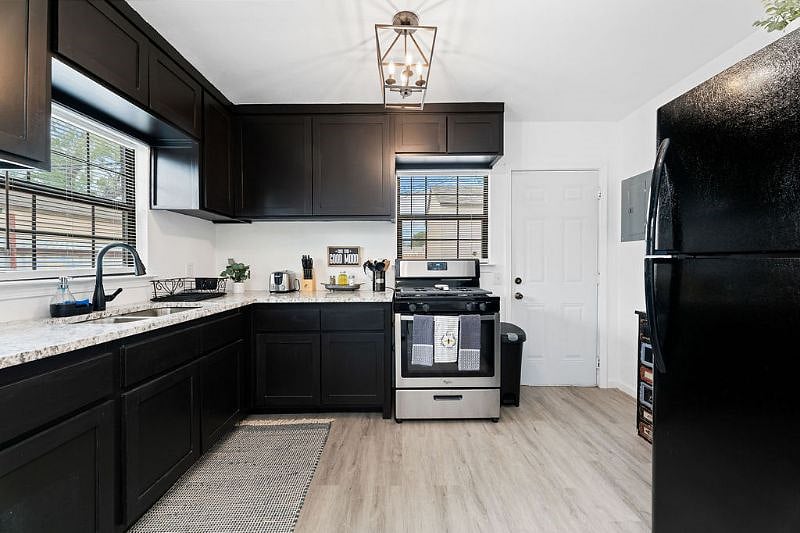 Furnished Finder property 616584_1 photo 17