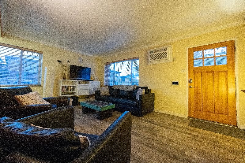 Furnished Finder property 616602_1 photo 9