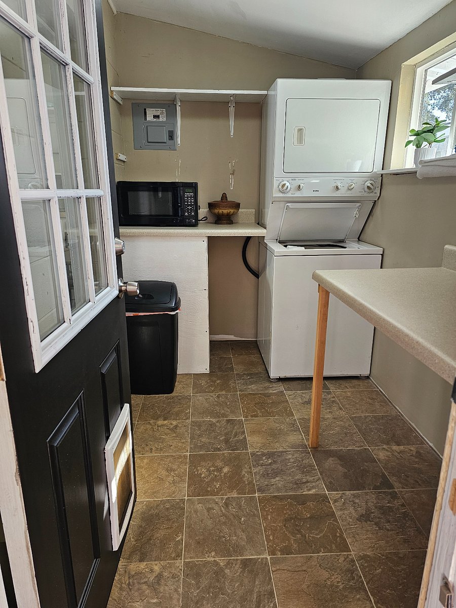Furnished Finder property 616708_1 photo 12