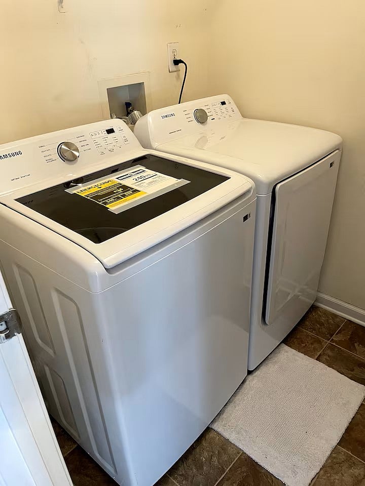 Washer/ Dryer 