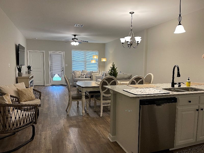 Furnished Finder property 616819_1 photo 6