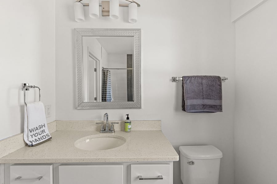 Master Bath (1)
