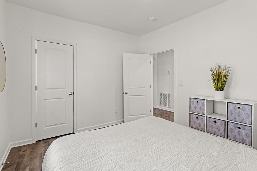 Bedroom 2 (2)