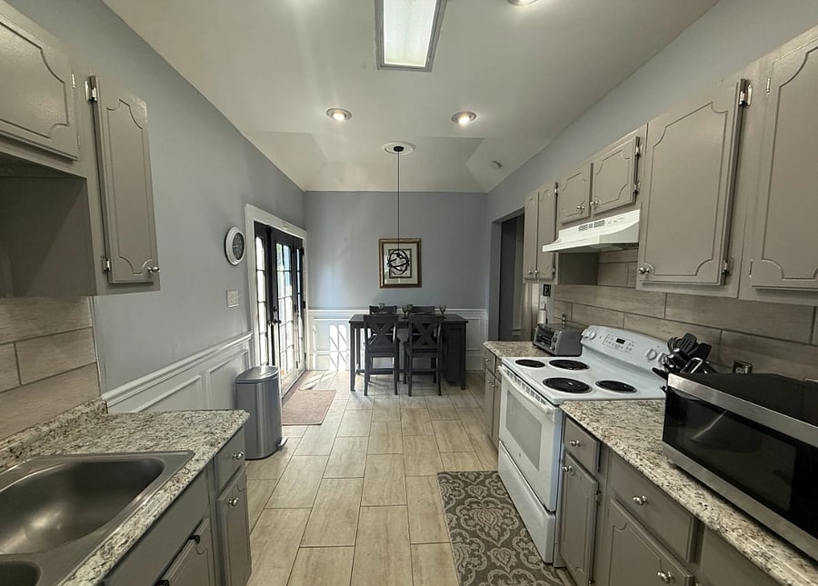 Furnished Finder property 616876_1 photo 3