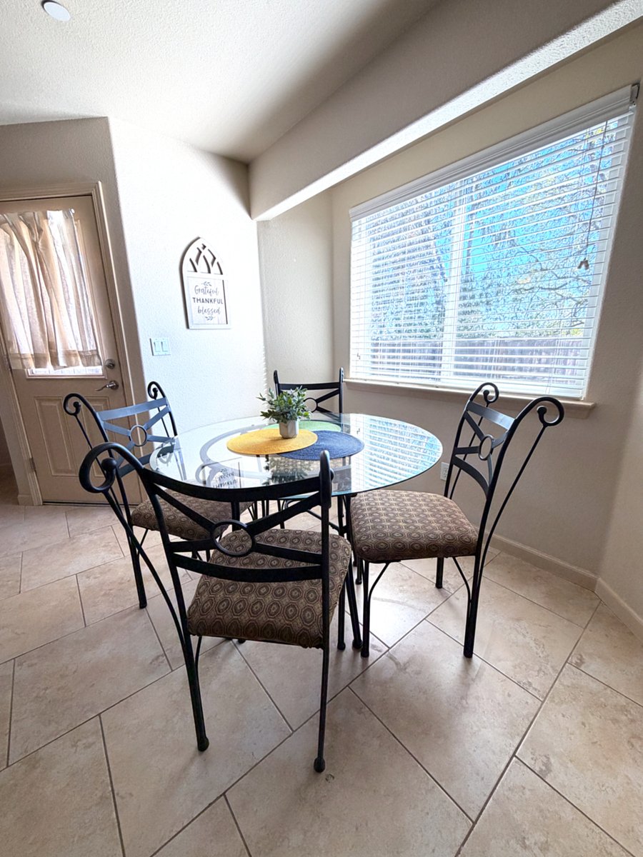 Furnished Finder property 617040_1 photo 3