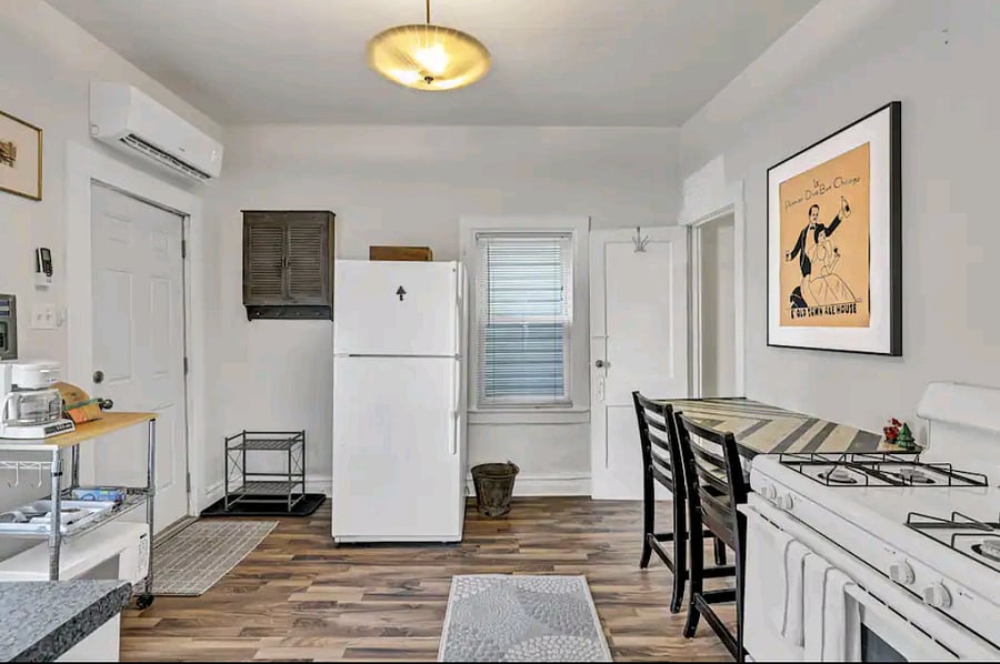 Furnished Finder property 617055_1 photo 3