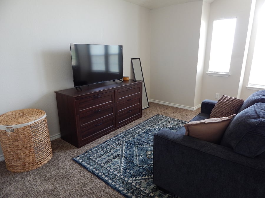Furnished Finder property 617106_1 photo 3