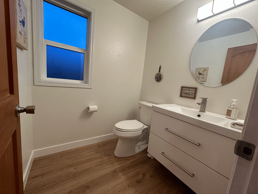 1/2 Bath on Main off Kitchen