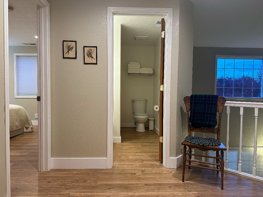 Upstairs landing looking into Common Bathroom and Bedroom 2