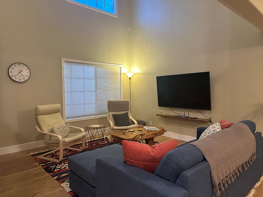 Furnished Finder property 617160_1 photo 3