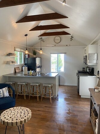 Kitchen/Counter
