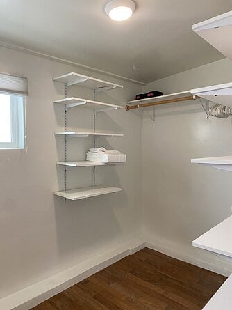 Walk-in closet