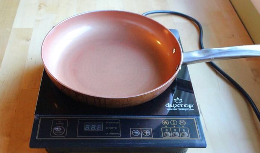 Induction Stovetop with pans (full kitchen in house also available for use)