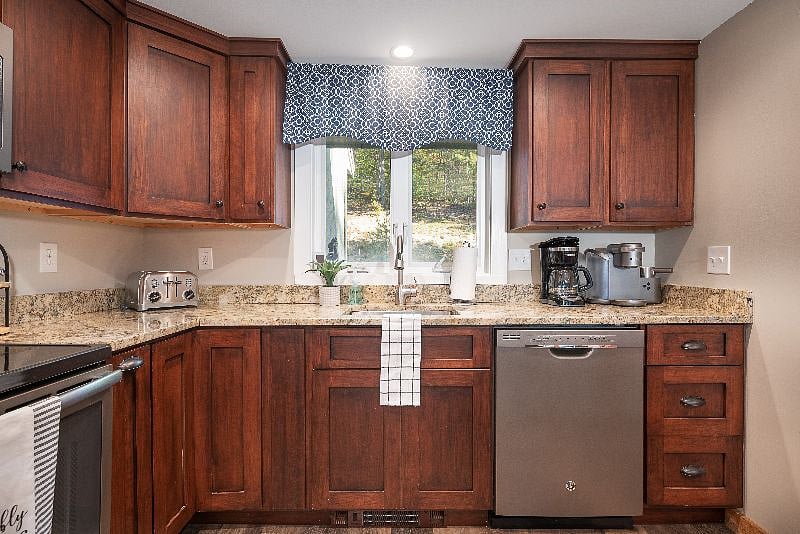 Furnished Finder property 617289_1 photo 4