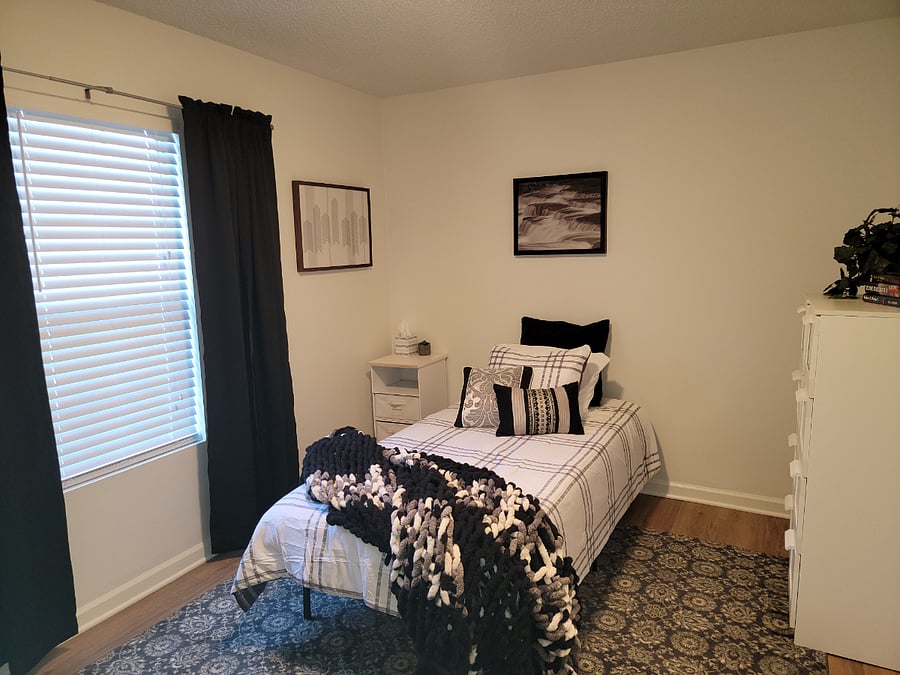 XL Twin bedroom with office area