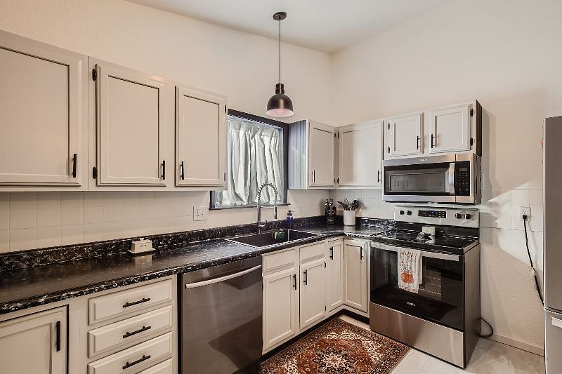 Fully stocked kitchen