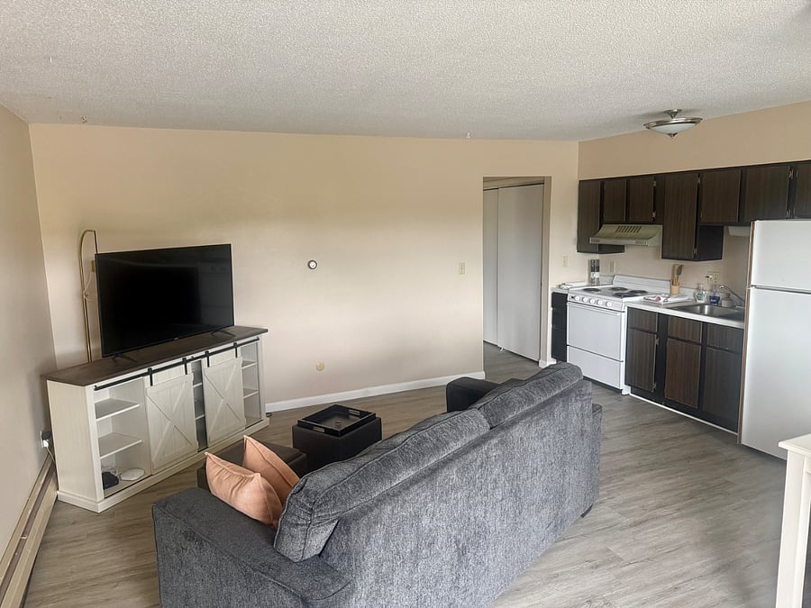 Furnished Finder property 617439_1 photo 3
