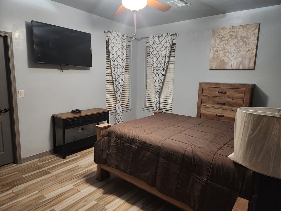 Furnished Finder property 617616_3 photo 14