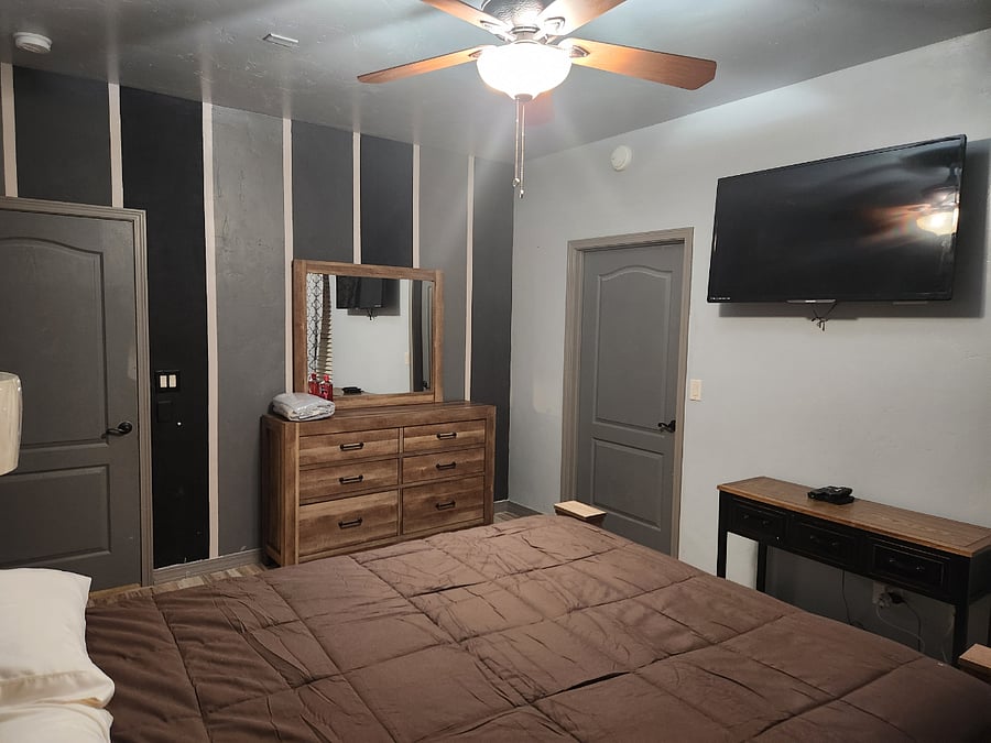 Furnished Finder property 617616_3 photo 15