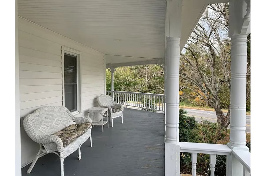 Furnished Finder property 617618_1 photo 3
