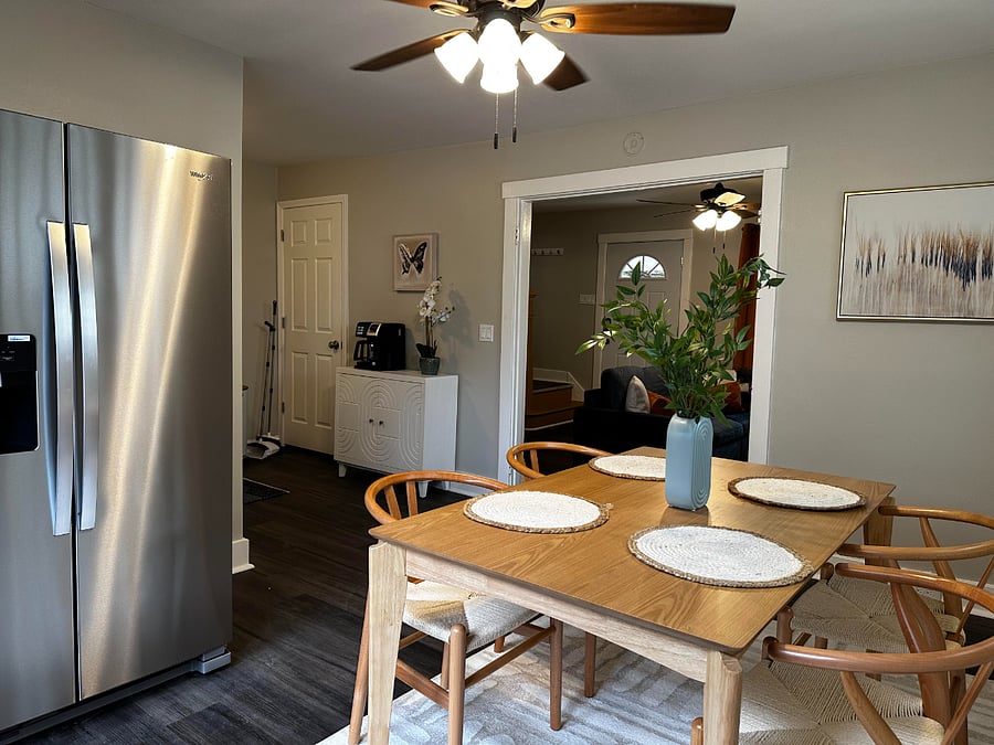 Full size fridge to store your food.