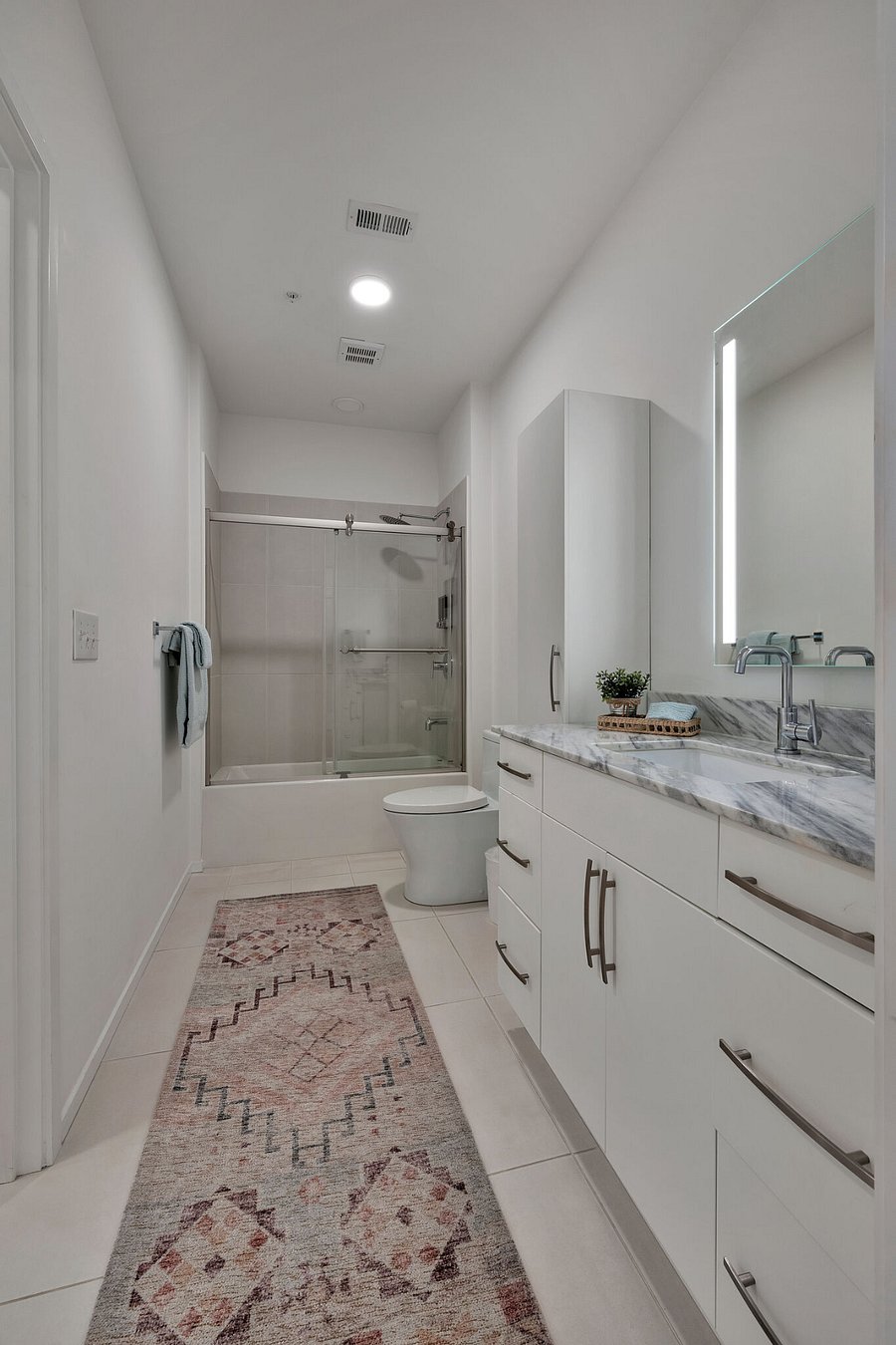 Furnished Finder property 617683_1 photo 17