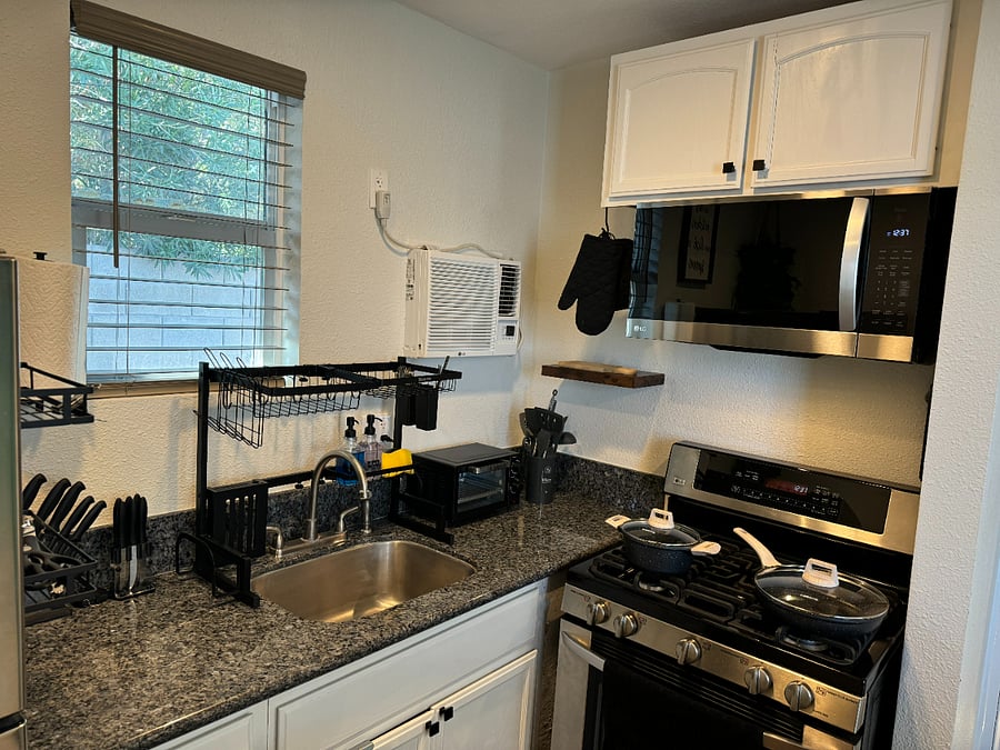 Furnished Finder property 617770_1 photo 3
