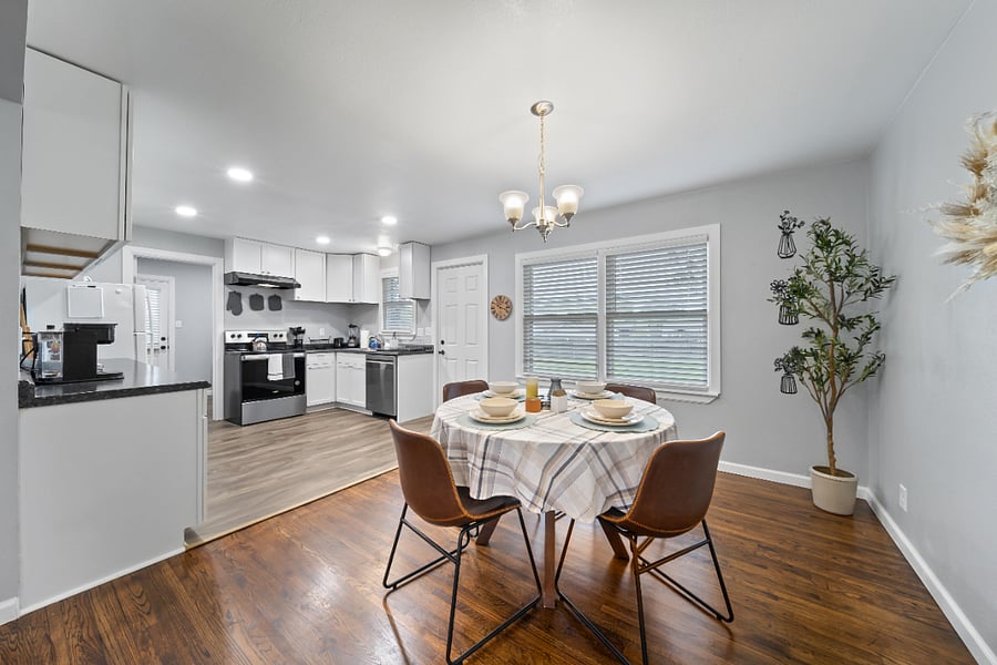 Furnished Finder property 617817_1 photo 8