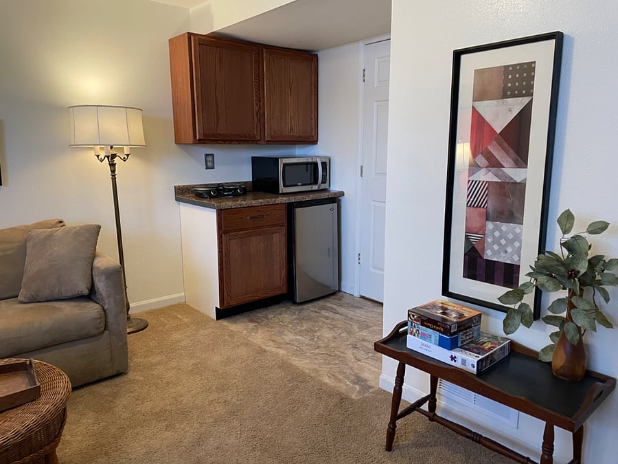 Furnished Finder property 617827_2 photo 3
