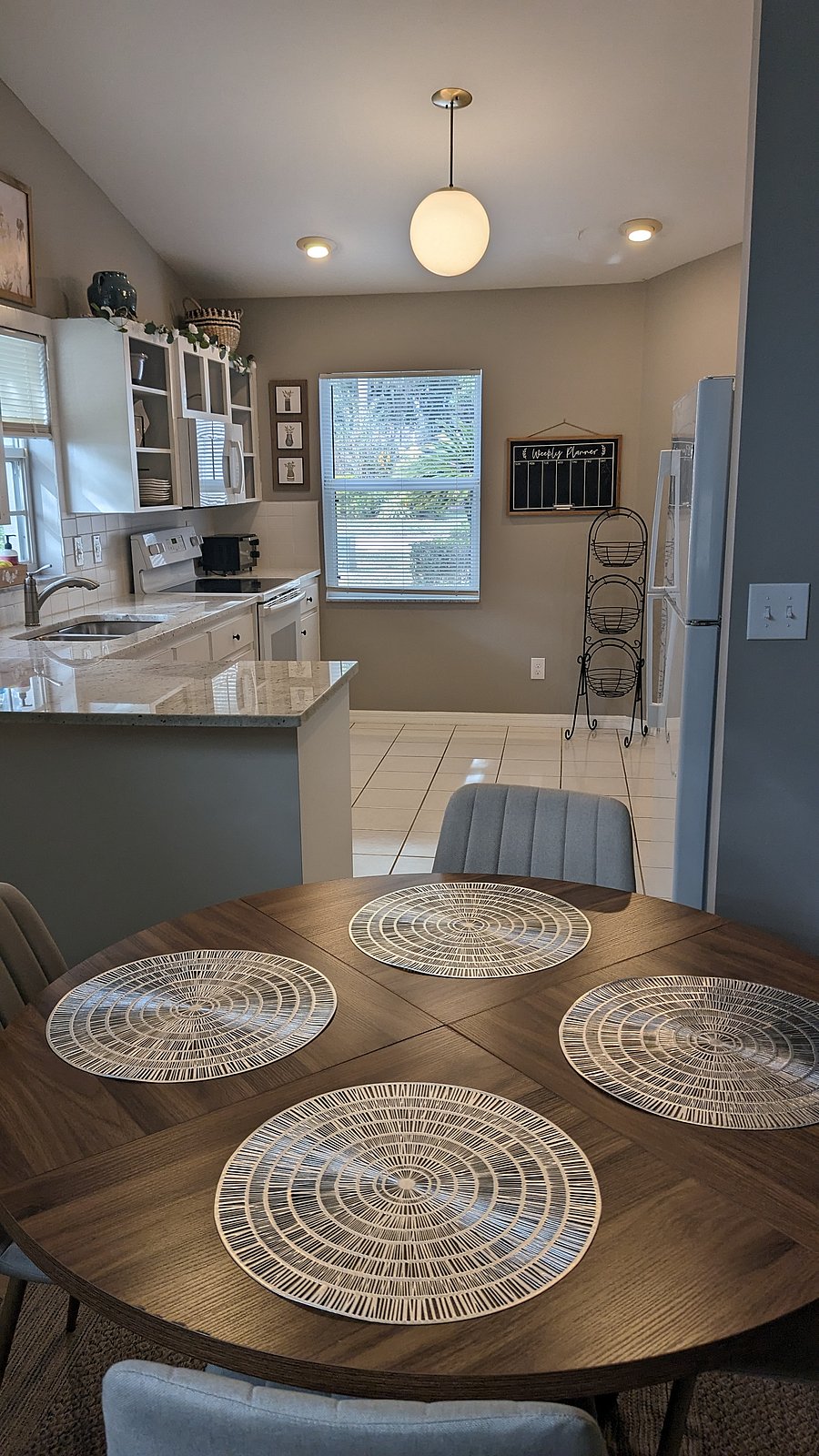Furnished Finder property 617921_1 photo 24