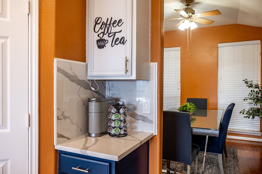 Coffee & Tea Corner