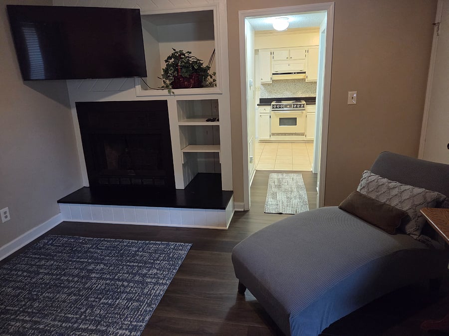 Furnished Finder property 617944_1 photo 11