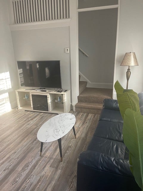 Furnished Finder property 617966_1 photo 8