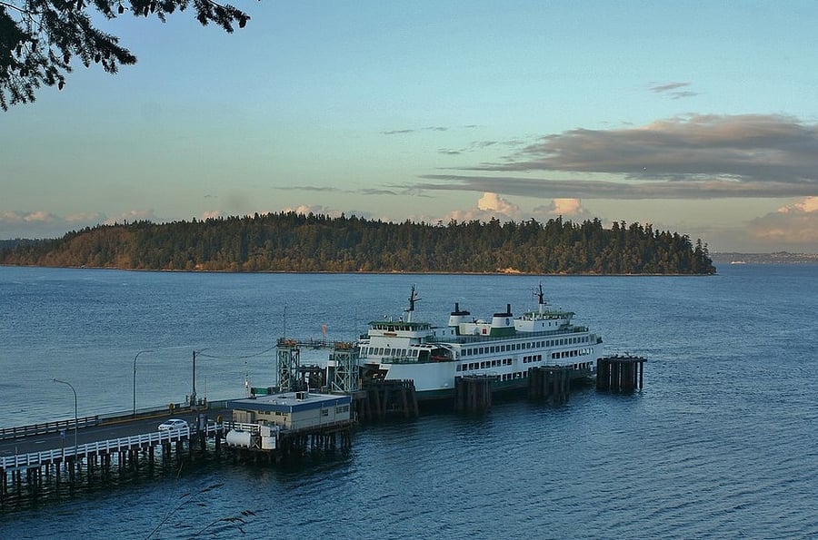 Southworth Ferry dock for ferry to West Seattle, or fast foot ferry to downtown Seattle/ Waterfront Piers